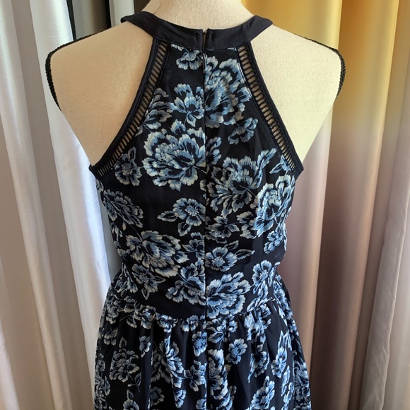 🧡50% off bundles!  Blue rose full length dress
